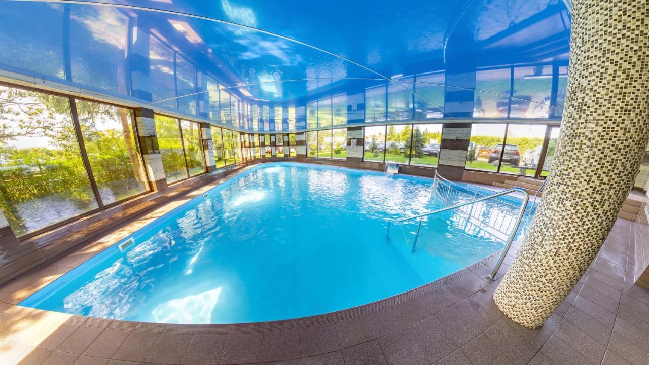 Orka Hotell Trzęsacz Eksteriør bilde
